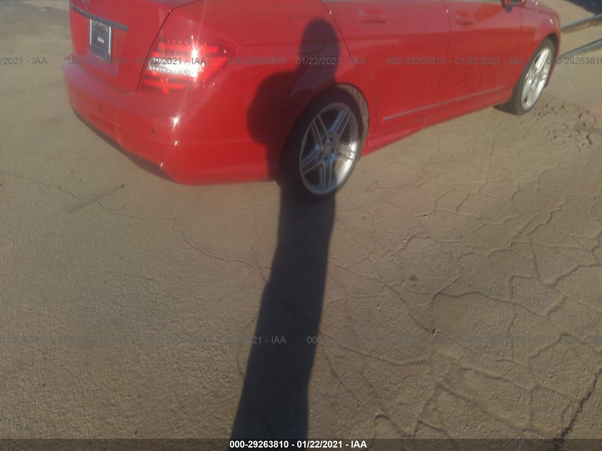 MERCEDES-BENZ C-CLASS WDDGF4HB5EG230857