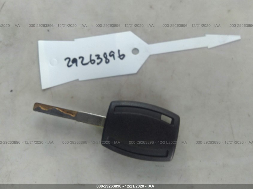 FORD ESCAPE 1FMCU0H98DUC47734