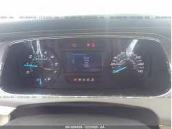 FORD TAURUS 1FAHP2D8XDG128405