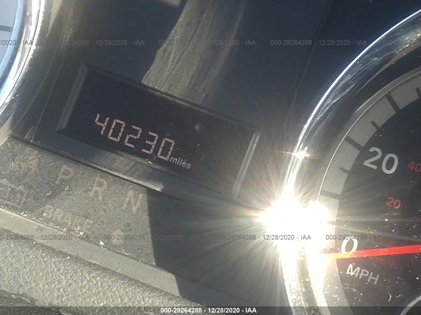 DODGE GRAND CARAVAN 2C4RDGCG8KR776432