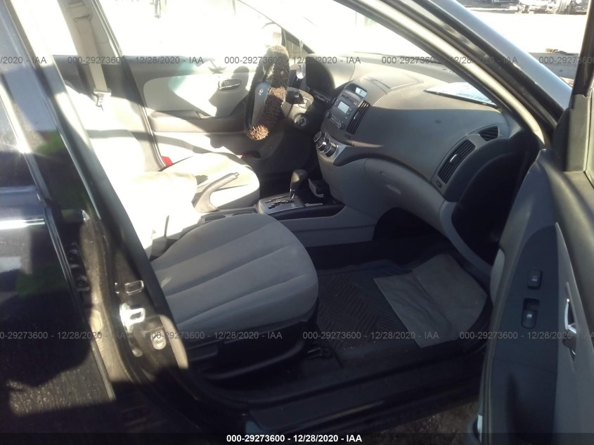 HYUNDAI ELANTRA KMHDU4AD4AU912876