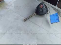 TOYOTA RAV4 JTMBF4DV5AD025104