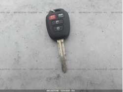 TOYOTA COROLLA 2T1BURHE8EC097639