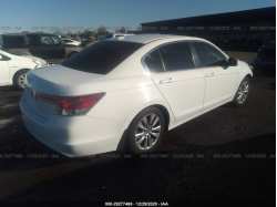 HONDA ACCORD SDN 1HGCP2F8XCA159156