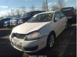 VOLKSWAGEN JETTA SEDAN 3VWAZ7AJXAM166290