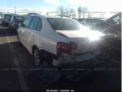VOLKSWAGEN JETTA SEDAN 3VWAZ7AJXAM166290