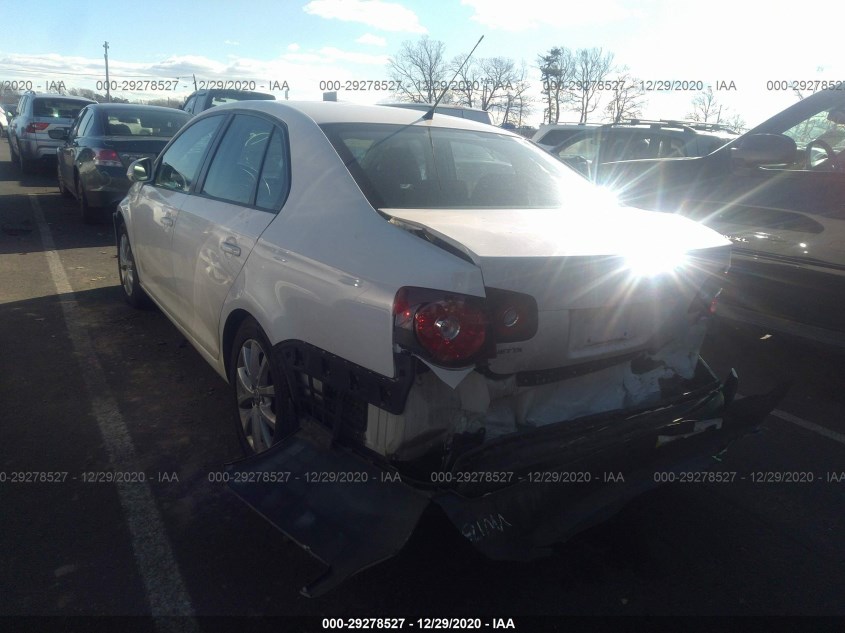 VOLKSWAGEN JETTA SEDAN 3VWAZ7AJXAM166290