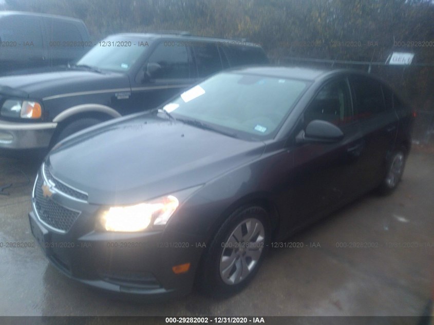 CHEVROLET CRUZE 1G1PA5SH0D7155102