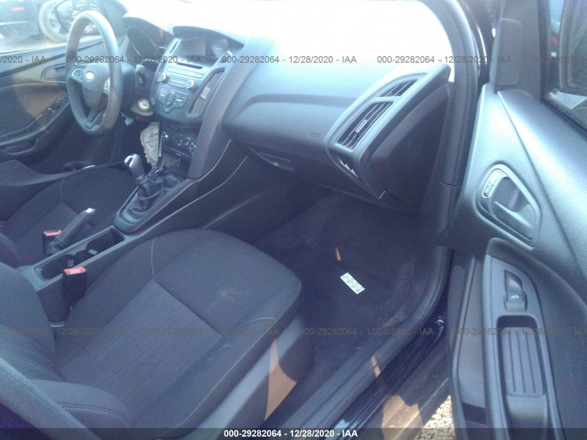 FORD FOCUS 1FADP3E2XHL344654