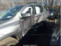 CHEVROLET TRAVERSE 1GNEVHKW1KJ138206