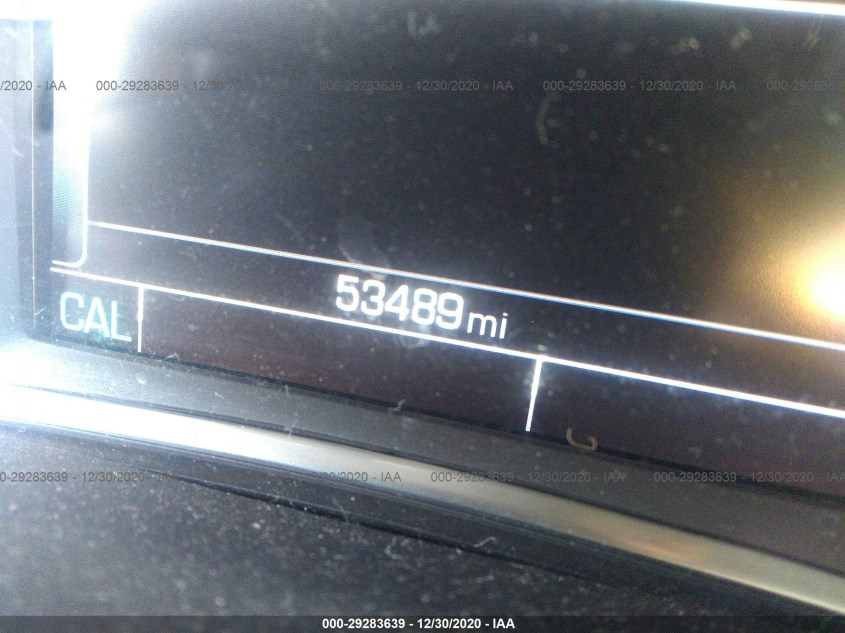 CHEVROLET TRAVERSE 1GNEVHKW1KJ138206