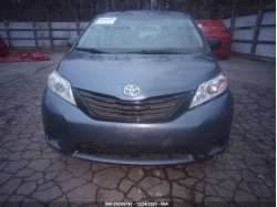 TOYOTA SIENNA 5TDZK3DC9ES424692