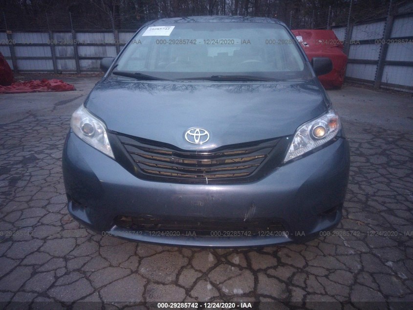 TOYOTA SIENNA 5TDZK3DC9ES424692