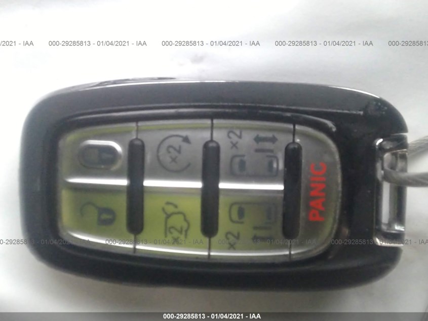 CHRYSLER VOYAGER 2C4RC1DG6LR181871