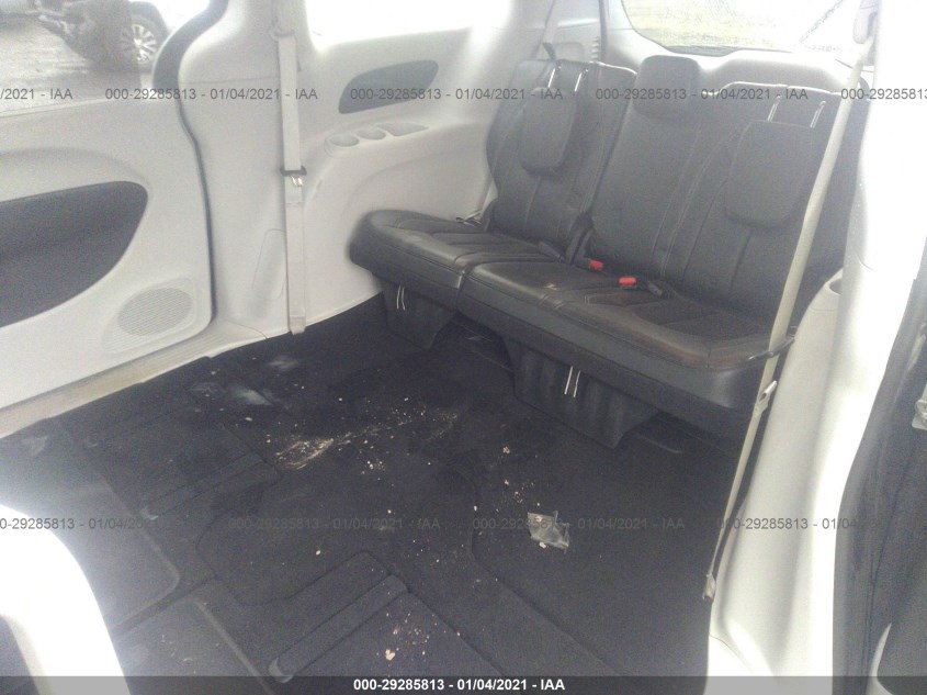CHRYSLER VOYAGER 2C4RC1DG6LR181871