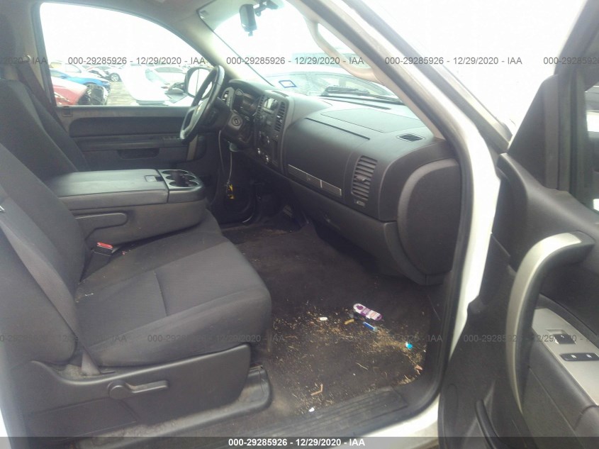 CHEVROLET SILVERADO 1500 3GCPCSE01BG259184