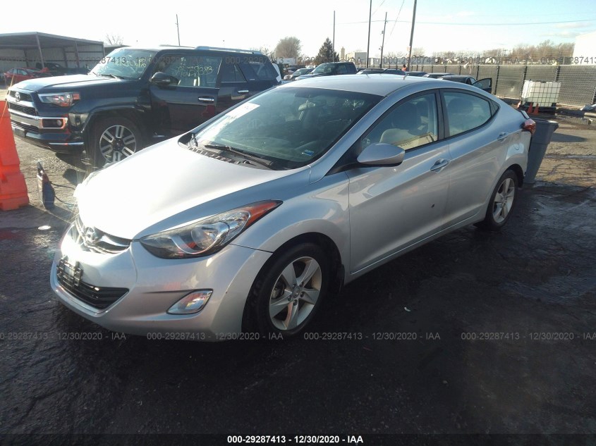 HYUNDAI ELANTRA 5NPDH4AE6DH292029