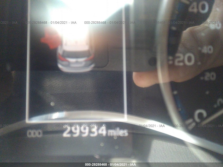 TOYOTA RAV4 JTMZFREV1HJ716720