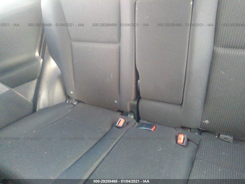 TOYOTA RAV4 JTMZFREV1HJ716720
