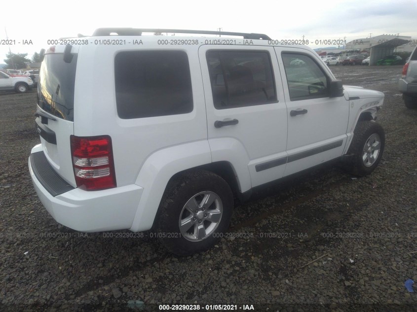 JEEP LIBERTY 1C4PJLAKXCW110861