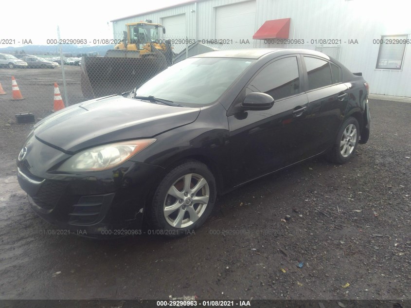 MAZDA MAZDA3 JM1BL1SG4A1126079