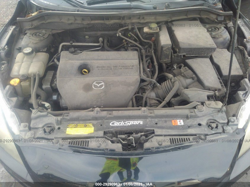 MAZDA MAZDA3 JM1BL1SG4A1126079