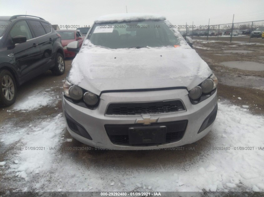 CHEVROLET SONIC 1G1JC5SH6D4127578