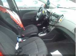 CHEVROLET SONIC 1G1JC6SH7C4109806