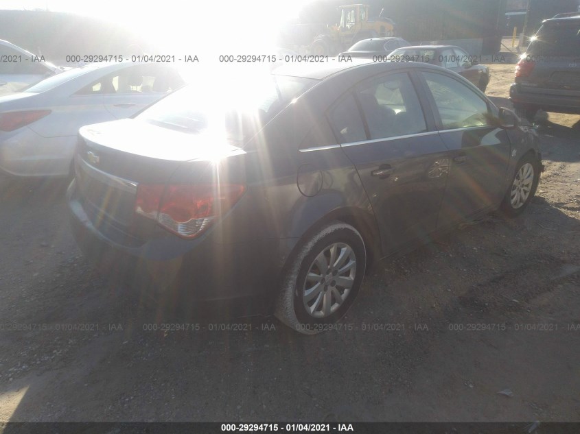 CHEVROLET CRUZE 1G1PC5SH0B7157813