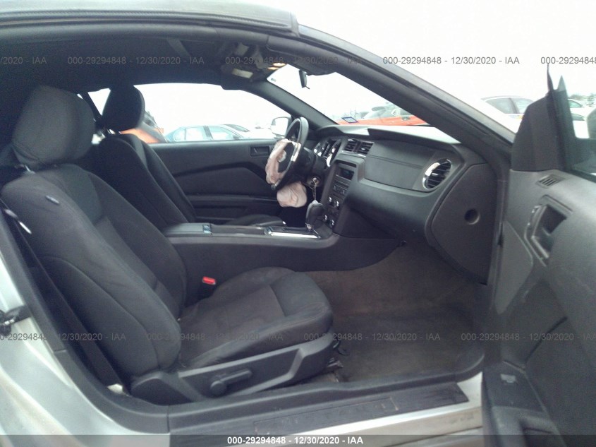 FORD MUSTANG 1ZVBP8EM2E5234114
