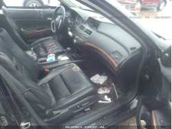HONDA ACCORD SDN 1HGCP2F8XBA100414