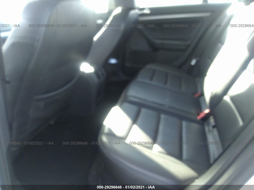 VOLKSWAGEN JETTA SEDAN 3VWRZ7AJ4AM152629