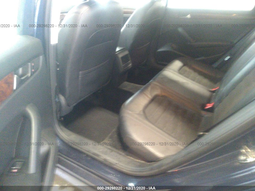 VOLKSWAGEN PASSAT 1VWCM7A37CC062353
