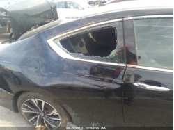 HONDA ACCORD COUPE 1HGCT1B73HA000456