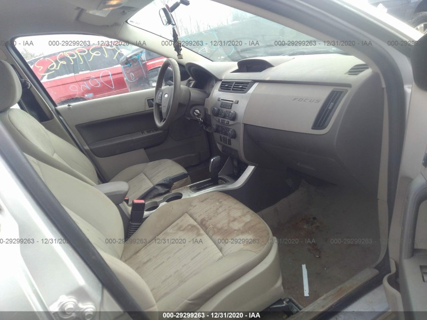 FORD FOCUS 1FAHP3FN0AW263757