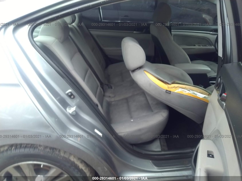 HYUNDAI ELANTRA KMHD84LF0JU537619
