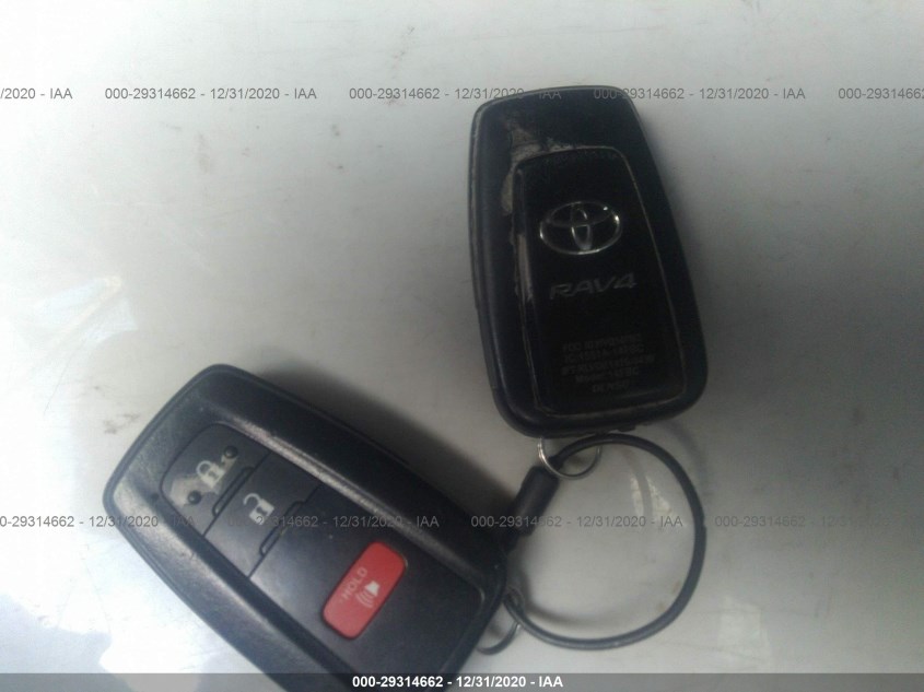 TOYOTA RAV4 2T3W1RFV7LC052175