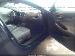CHEVROLET MALIBU 1G1ZD5ST0JF154926