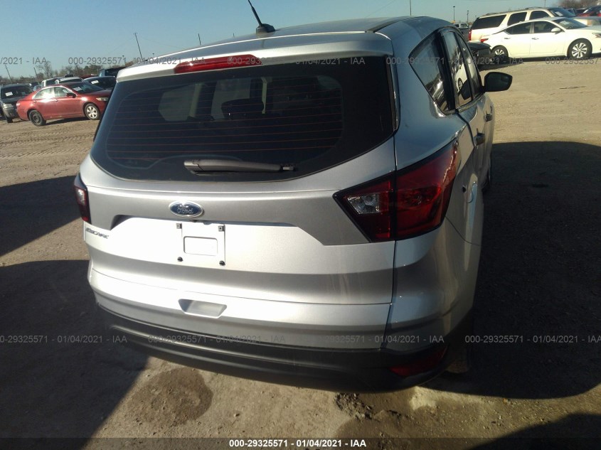 FORD ESCAPE 1FMCU0F73KUA99510