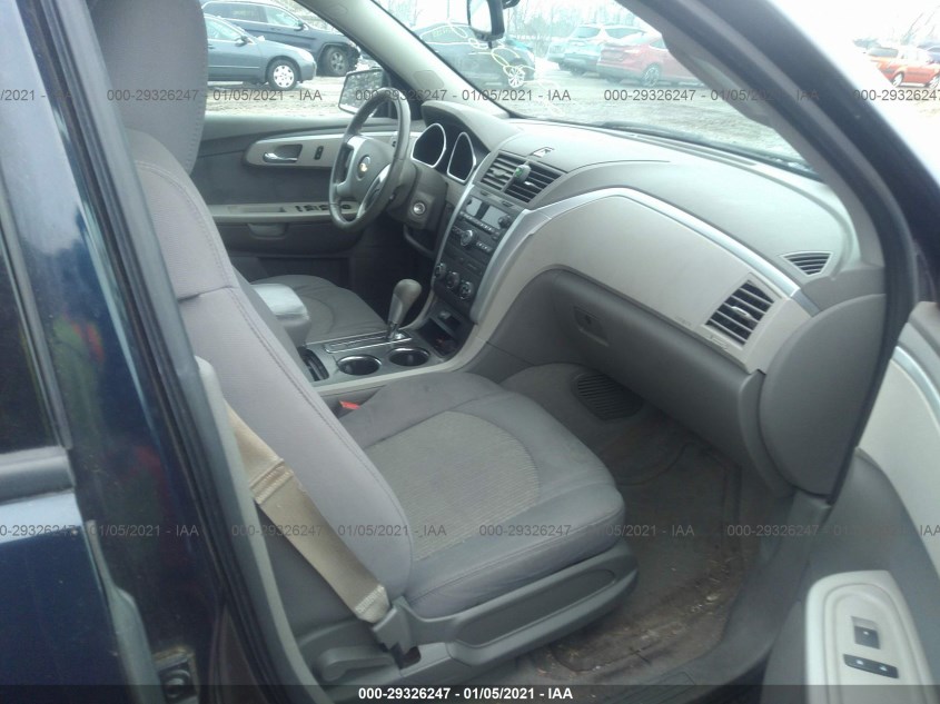 CHEVROLET TRAVERSE 1GNKRFED1CJ247255