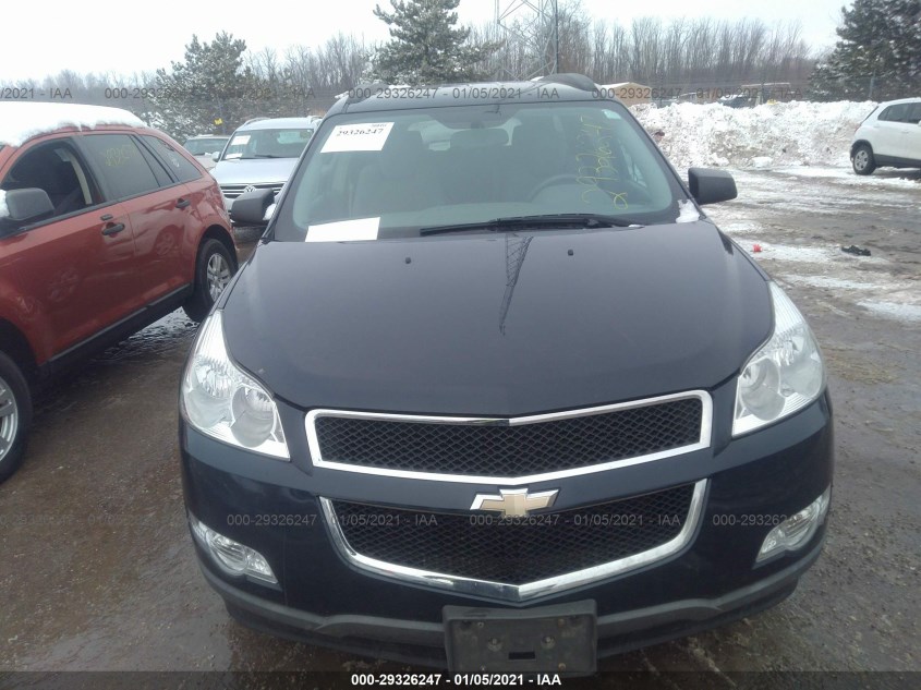 CHEVROLET TRAVERSE 1GNKRFED1CJ247255