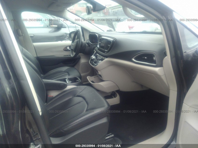 CHRYSLER VOYAGER 2C4RC1DG3LR163344