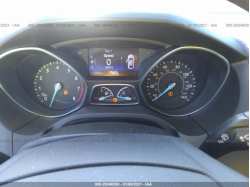 FORD FOCUS 1FADP3E2XHL283953
