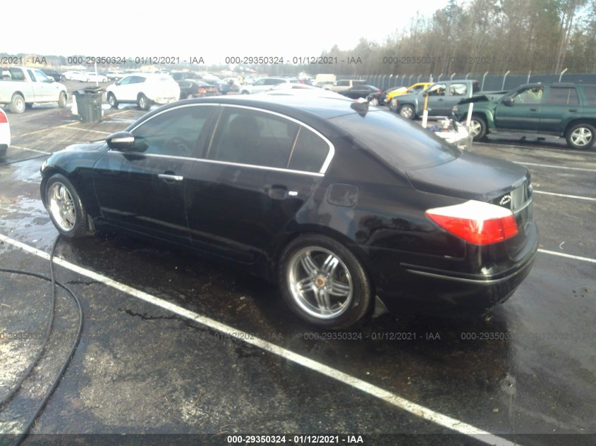 HYUNDAI GENESIS KMHGC4DE8BU131851