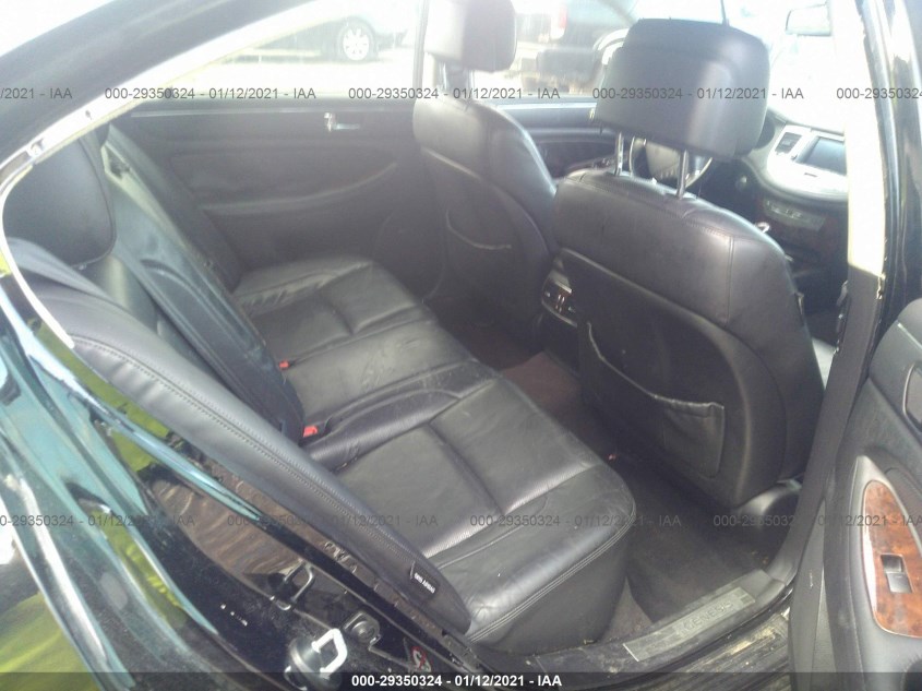 HYUNDAI GENESIS KMHGC4DE8BU131851