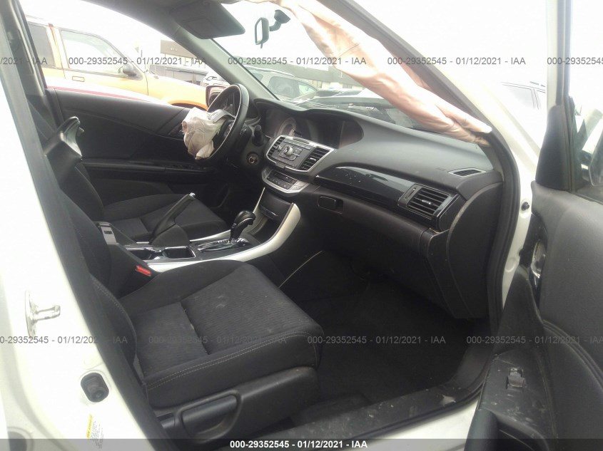 HONDA ACCORD SEDAN 1HGCR2F55FA149414