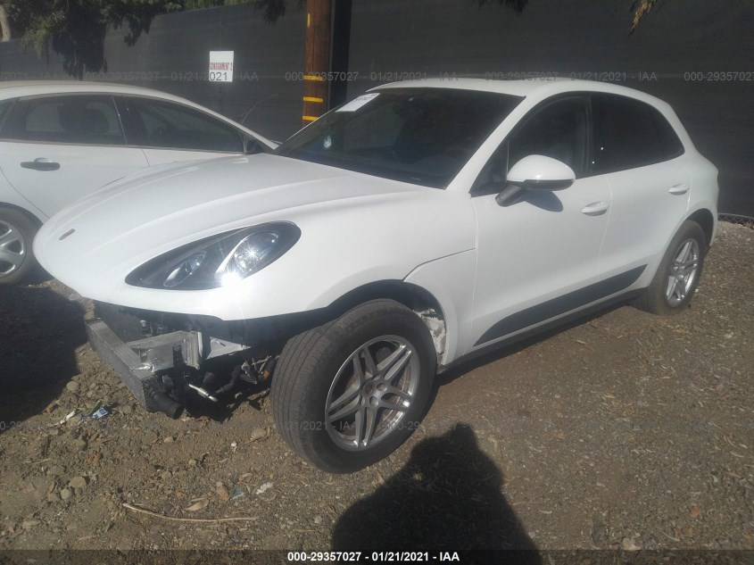 PORSCHE MACAN WP1AA2A52HLB02142