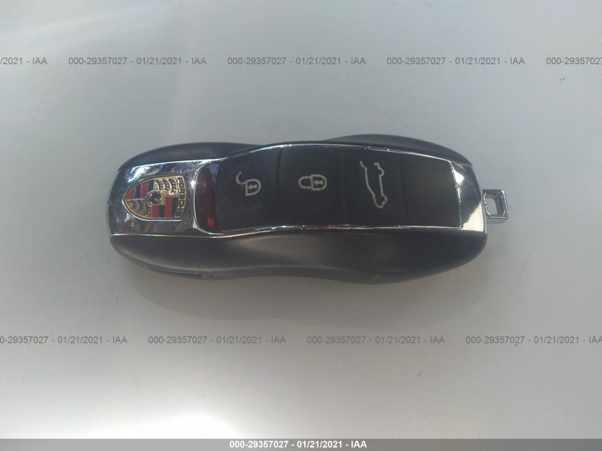 PORSCHE MACAN WP1AA2A52HLB02142