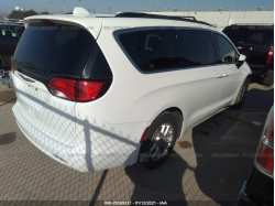 CHRYSLER VOYAGER 2C4RC1DG9LR151375