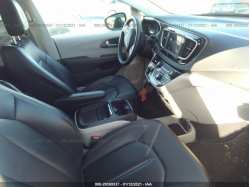 CHRYSLER VOYAGER 2C4RC1DG9LR151375